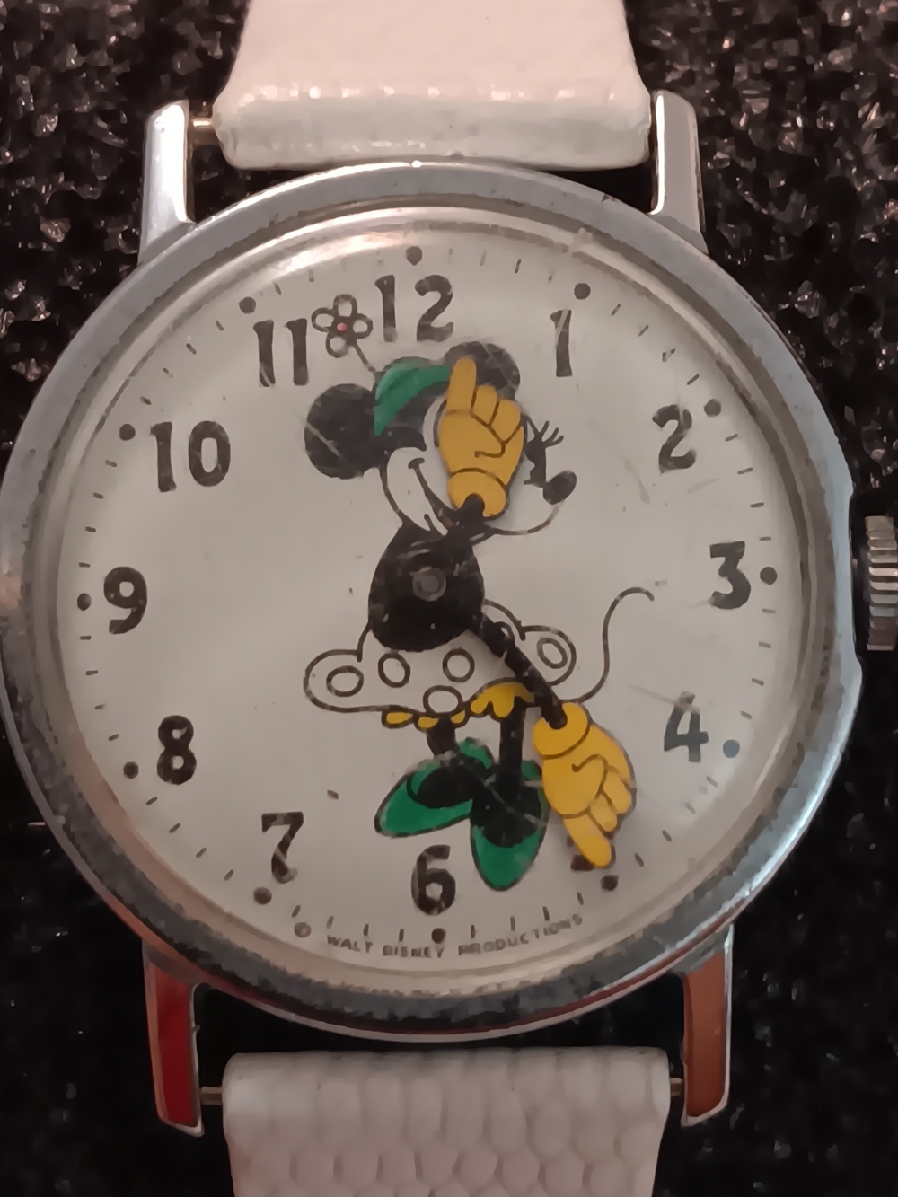 Vintage Disney Hand-Wound Watch Collection with Invicta Limited Edition Case - Picture 14 of 15